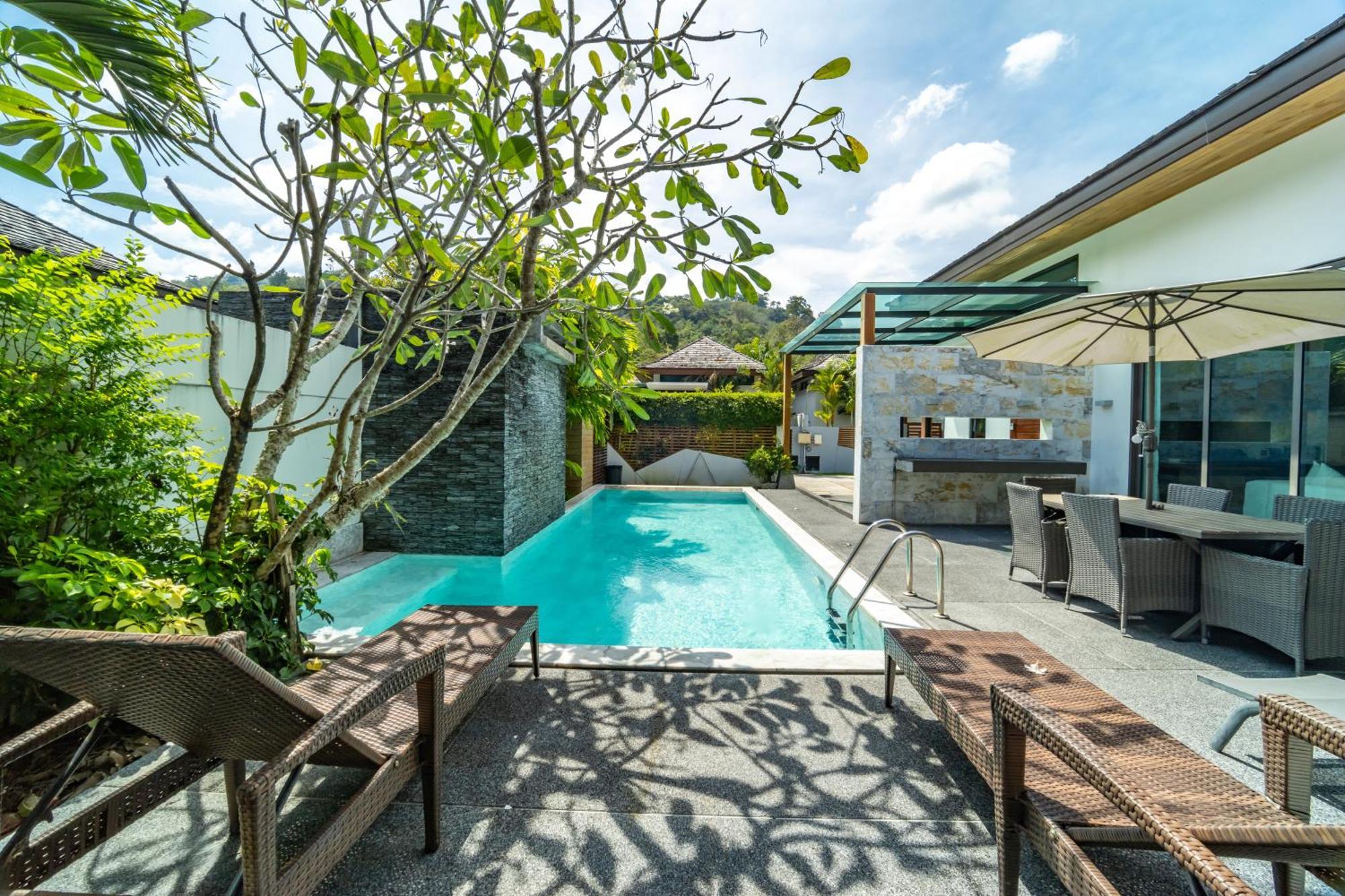 Kamala Private Swimming Pool